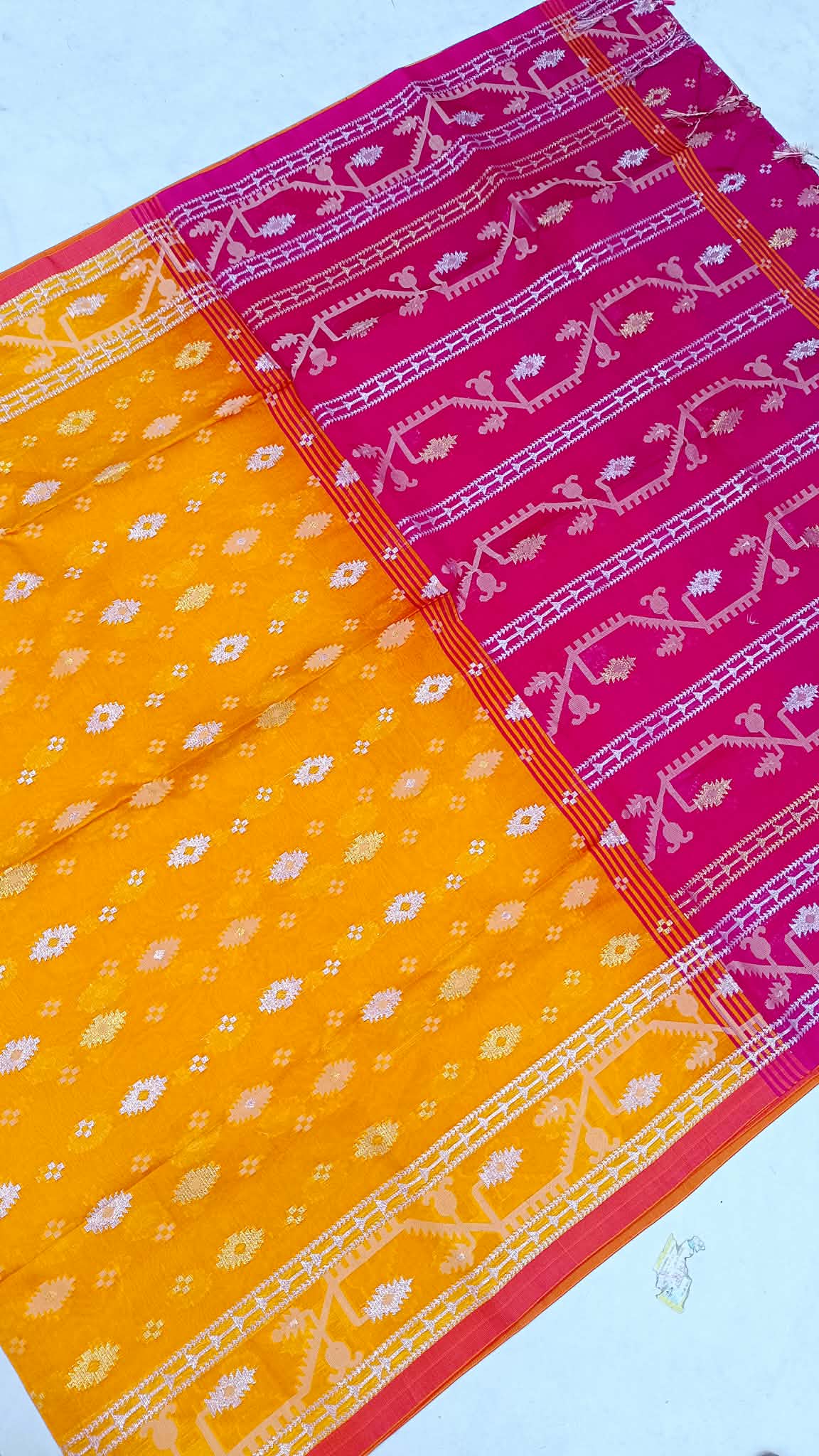 টেন্সেল জরি জামদানি শাড়ি