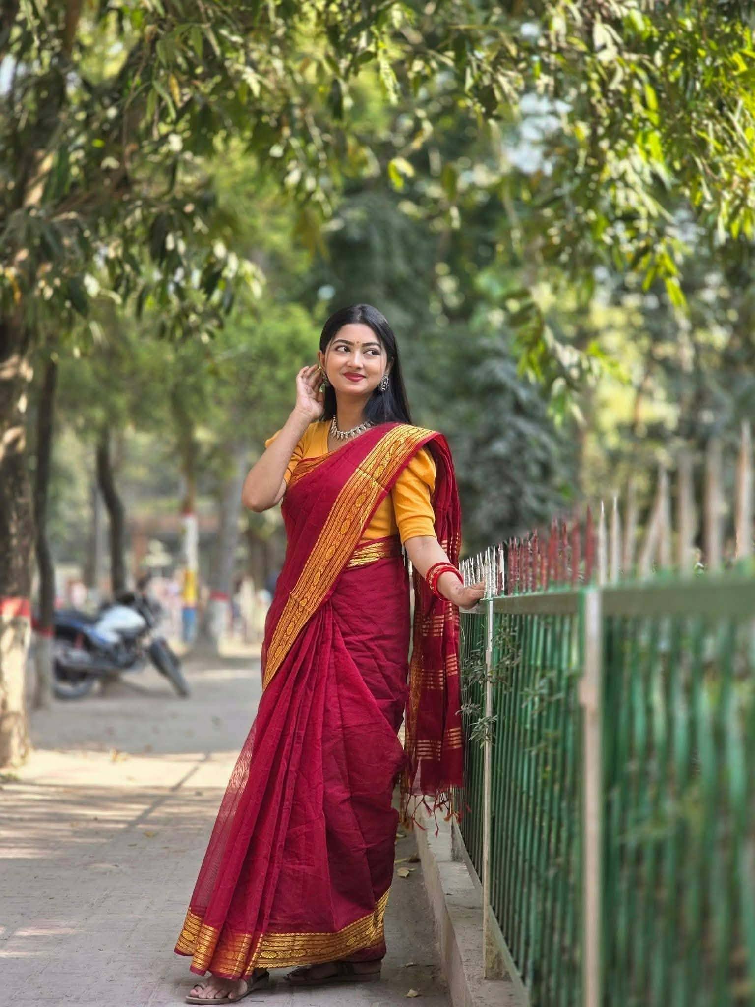 নকশি পাইর শাড়ি ।